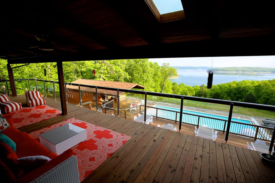 Top Deck - shady, and cooled by ceiling fans.