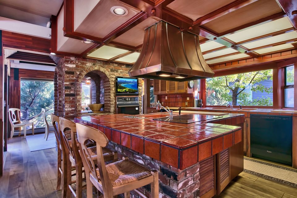  Kitchen 2nd floor