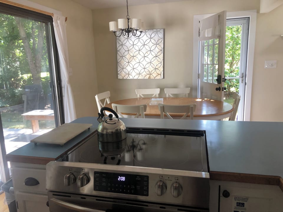 New frigidaire glass top electric range 