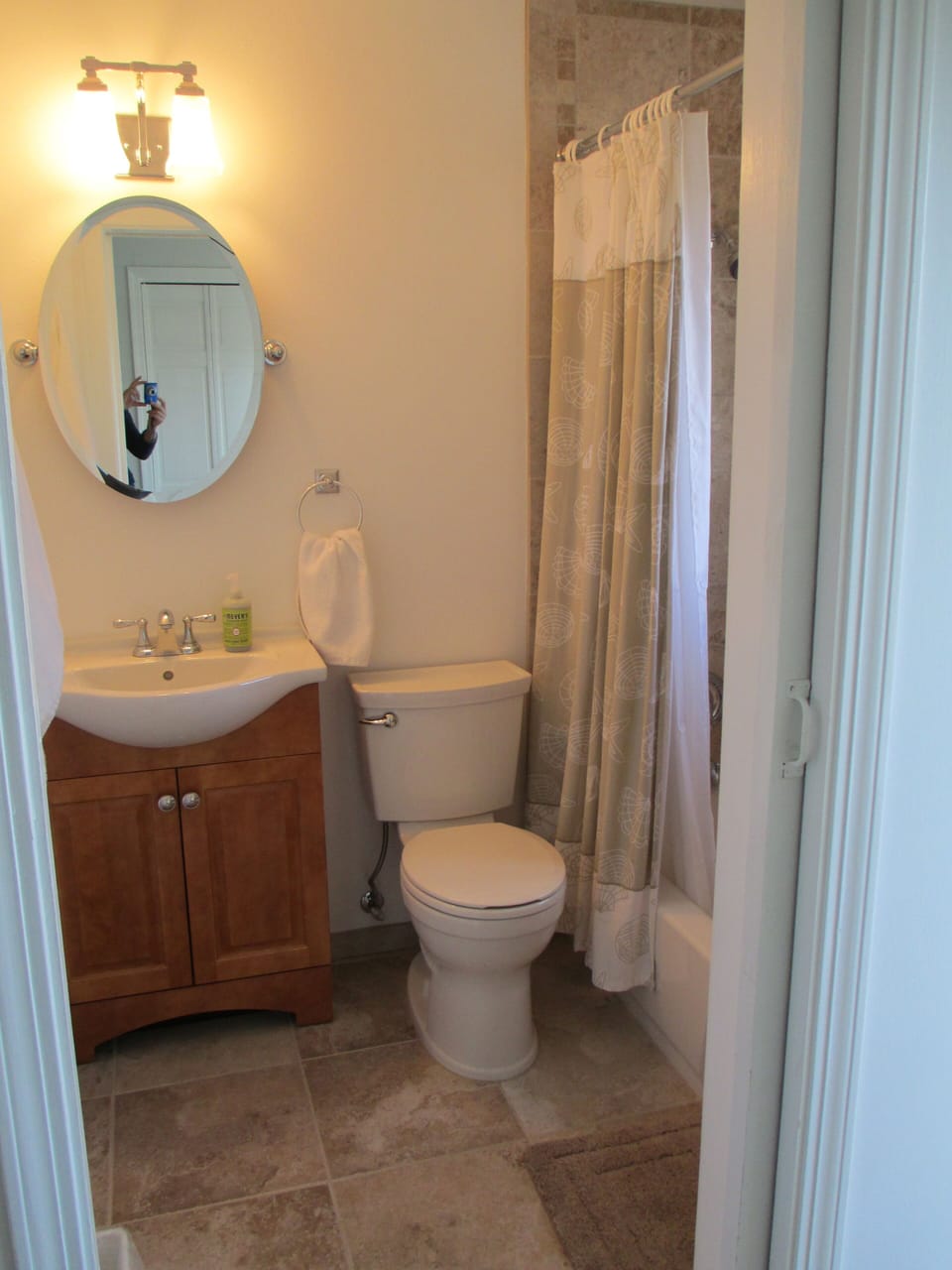 Master bedroom bath, with tub/shower.