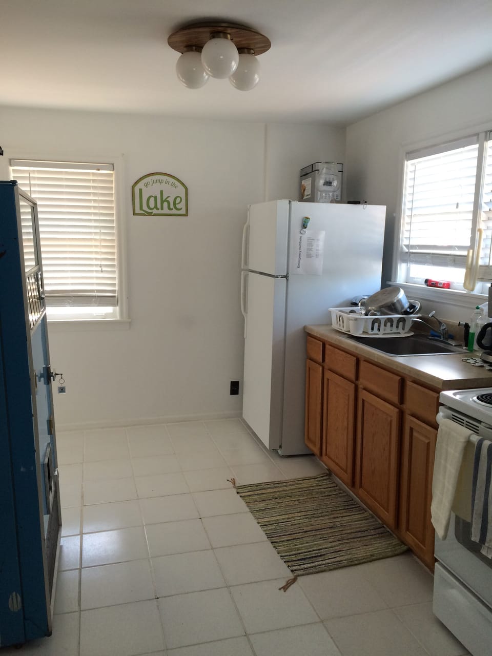 Kitchen to cook some grub!!