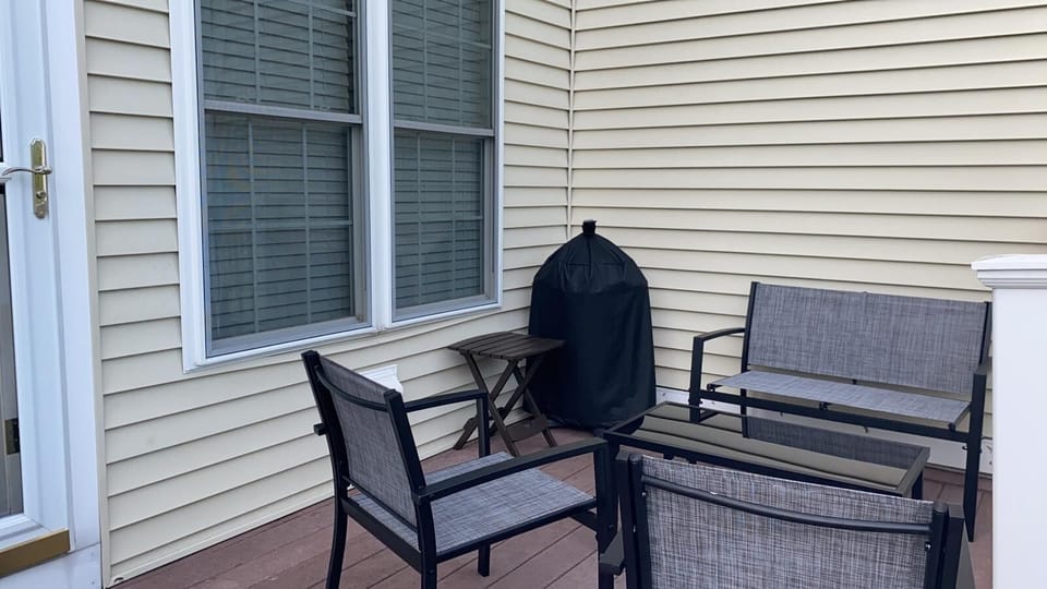 deck with patio set