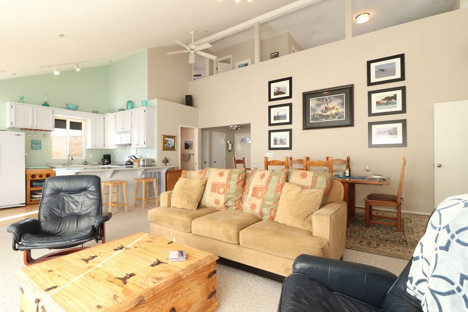 Living / Dining / Kitchen area