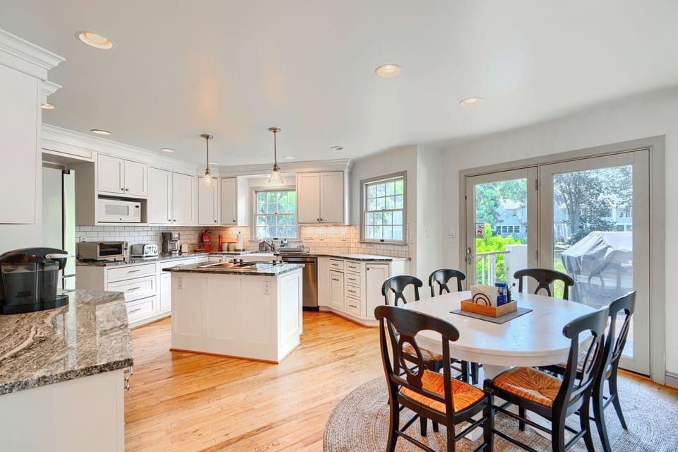 Kitchen nook