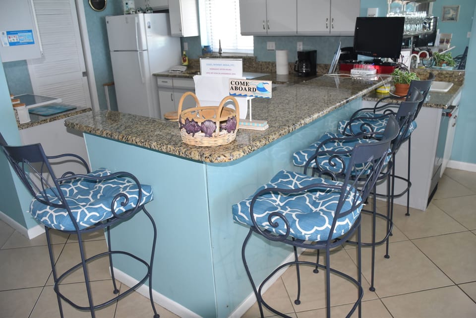 Large kitchen opens to Great Room 