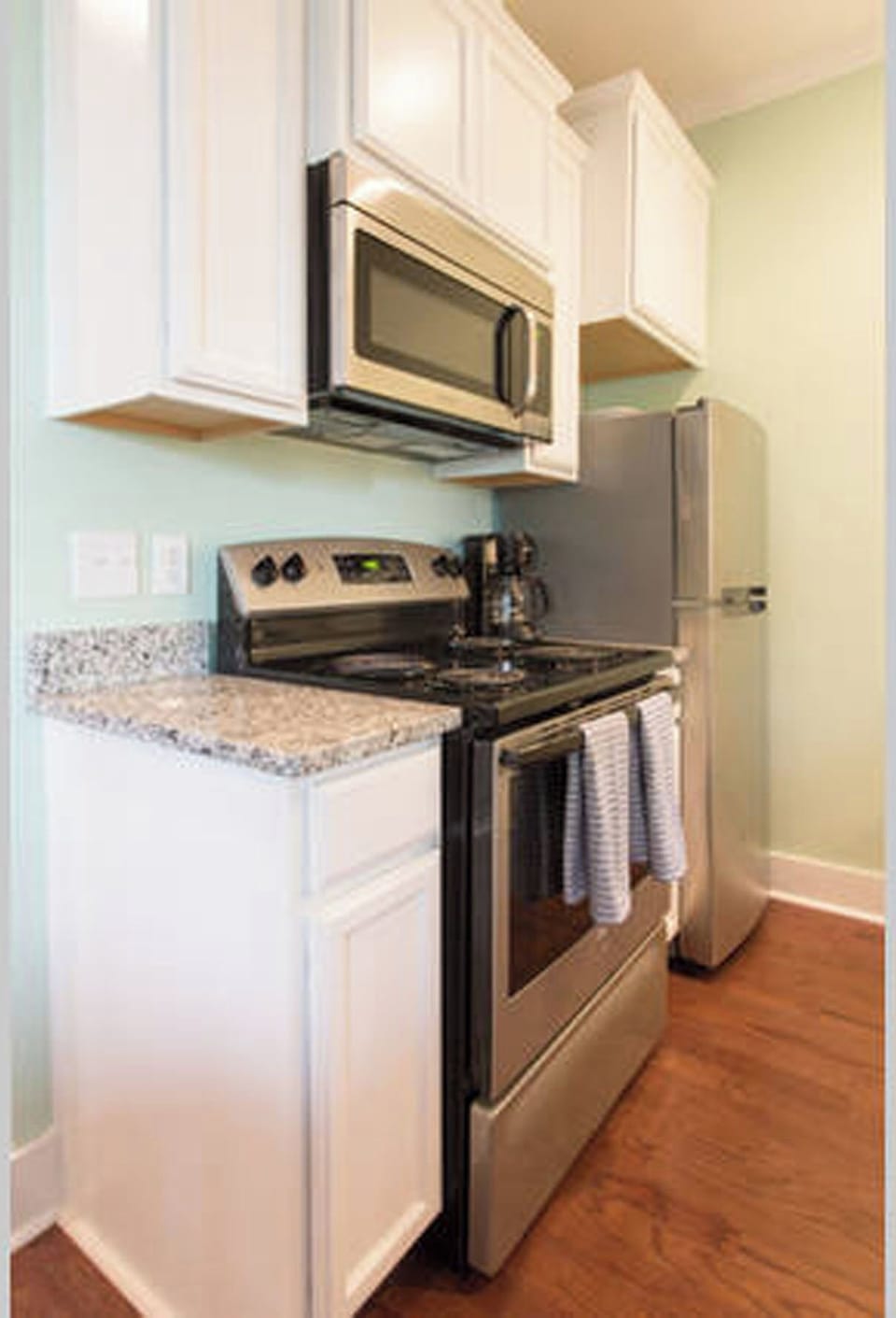 Kitchen - fully equipped