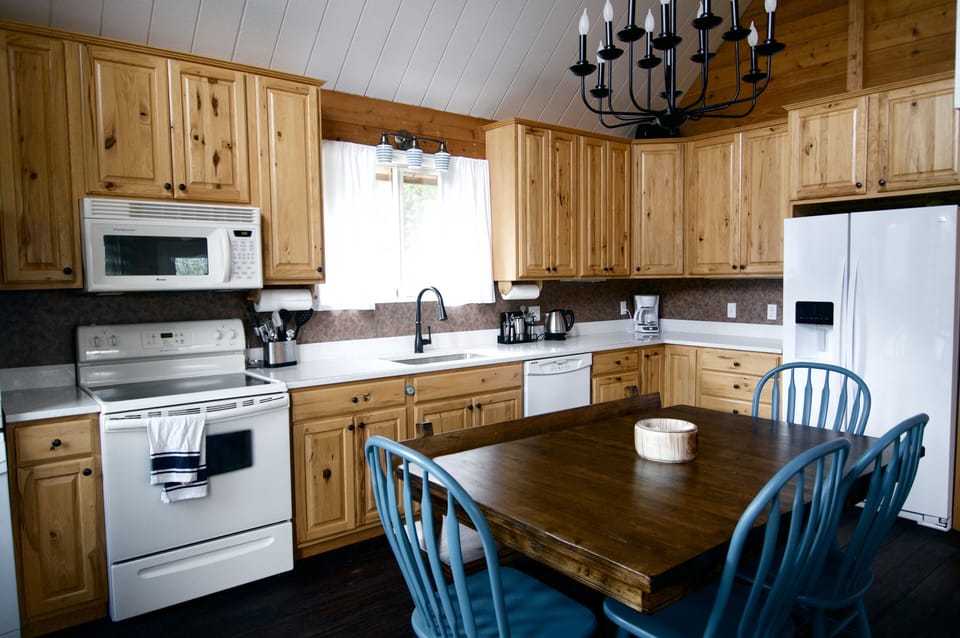 Eat in Kitchen
