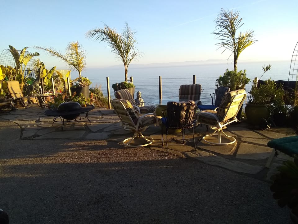 Large patio overlooking the ocean