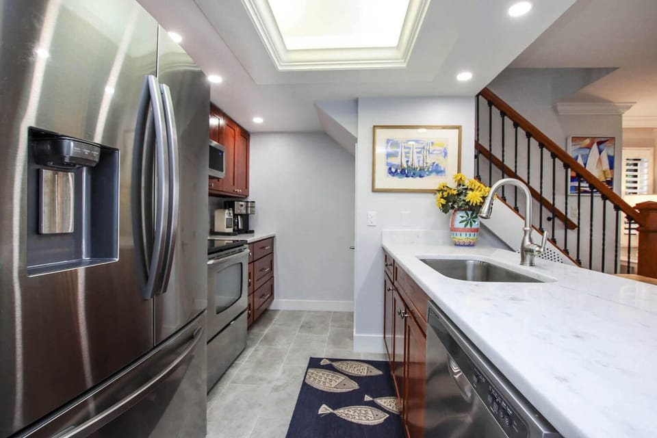 Kitchen Side View