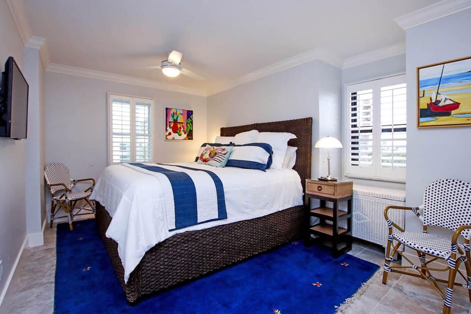 Main Floor Bedroom with King Bed