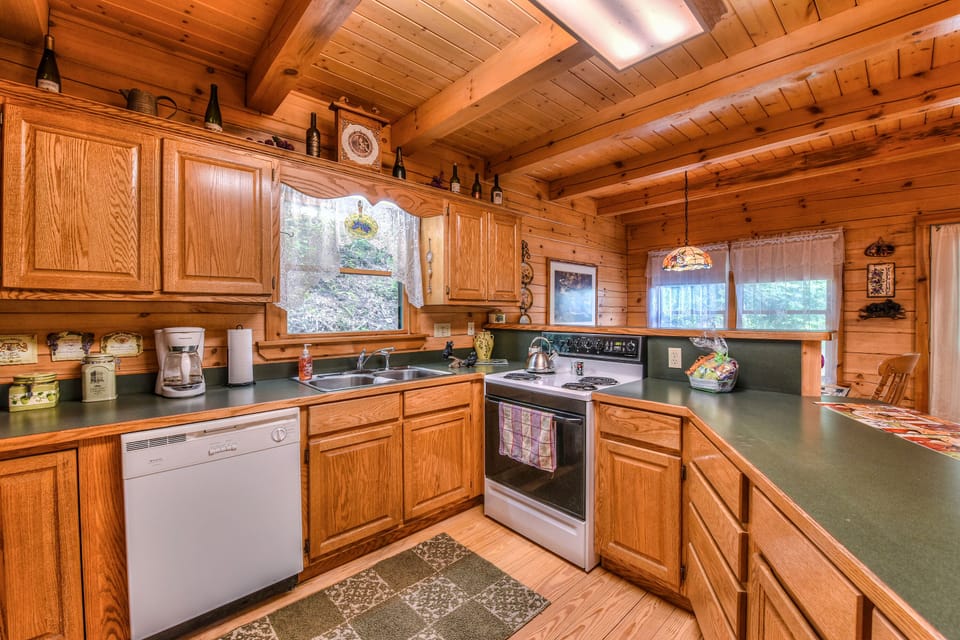 Fully equipped kitchen