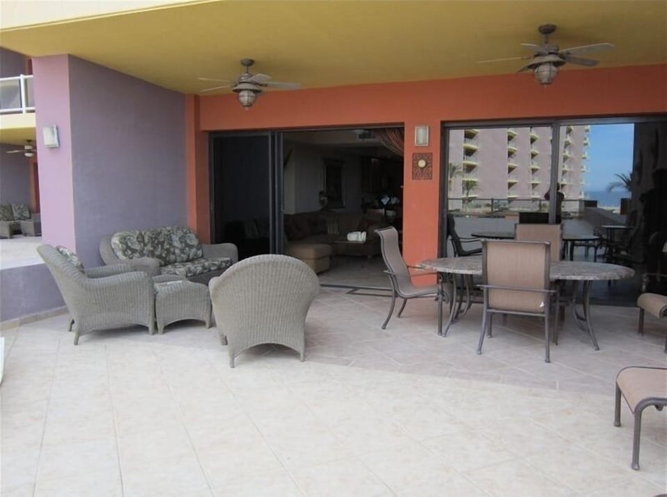 patio area 