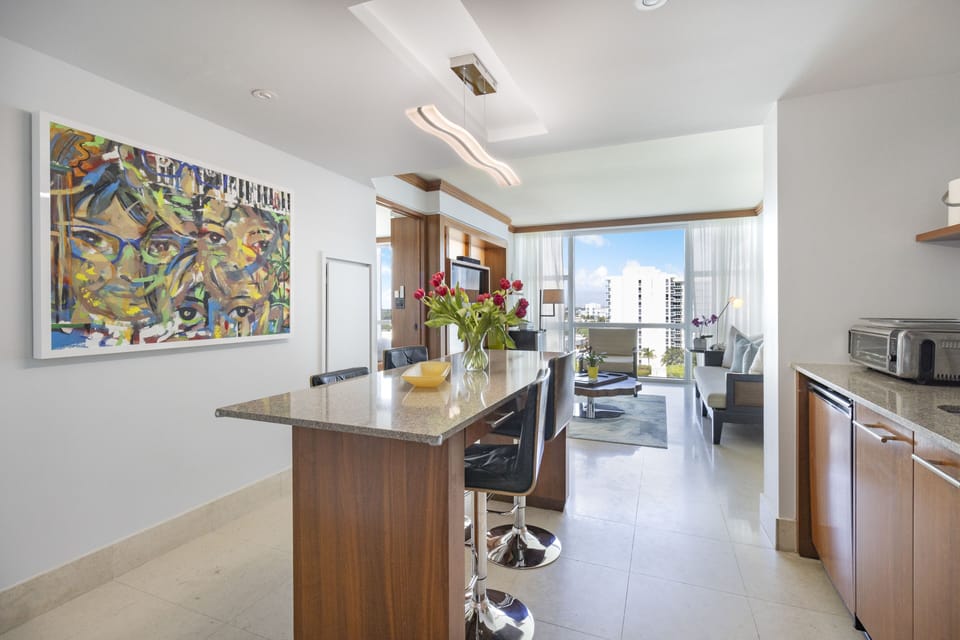 Kitchen & Living Room