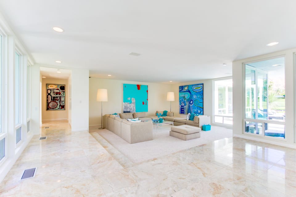 Sunken living room for entertaining 