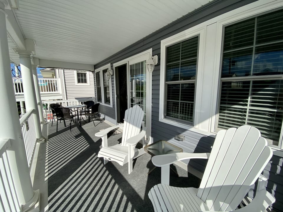 Fully covered front porch