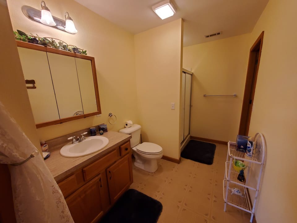 Bathroom #3