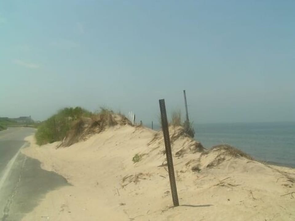 Ocean Dune Parking Privileges For Renters (Parking Permit & Key Supplied)