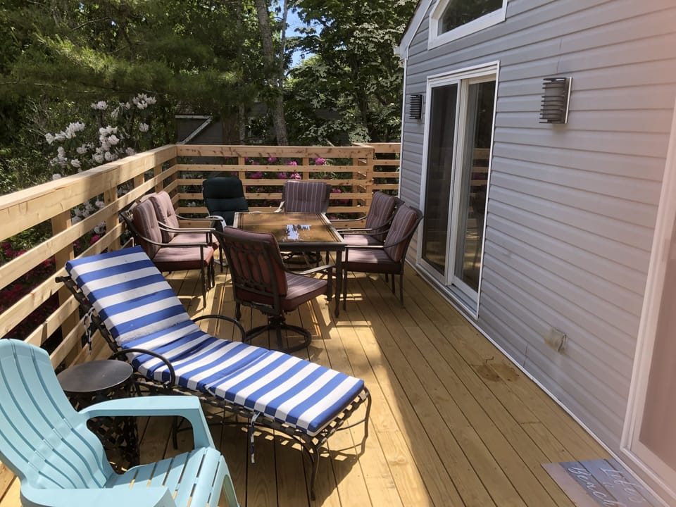 Rear deck