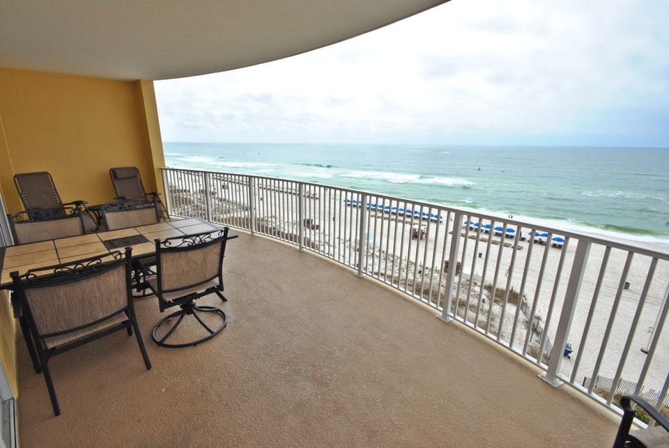 Large Open Private Balcony Seats Plenty! Enjoy The View!