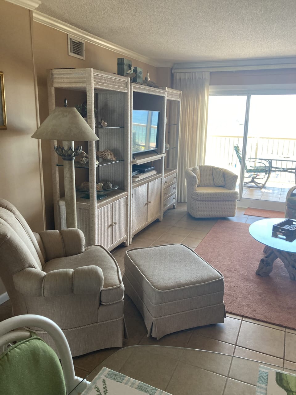 LIVING ROOM.