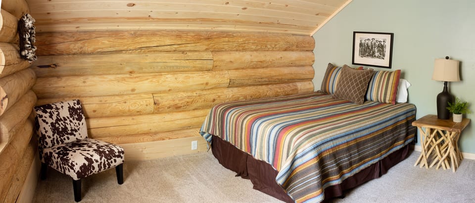 Upstairs Bedroom #3