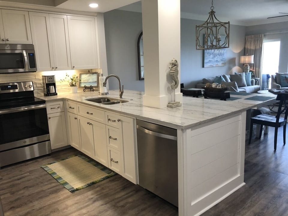 Kitchen bar