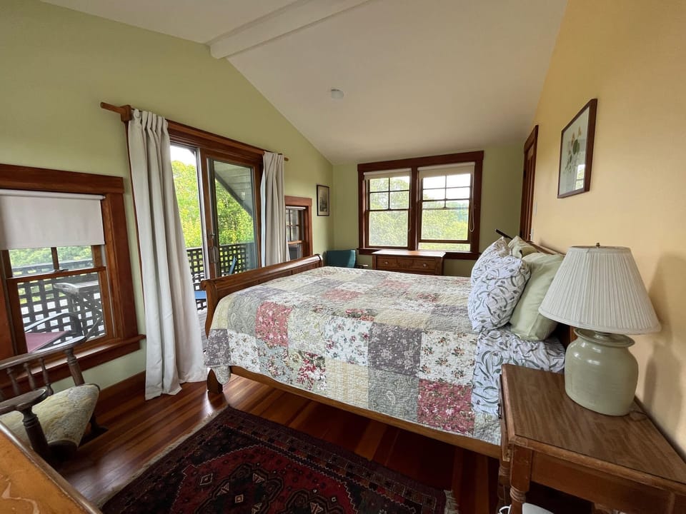 1. primary bedroom