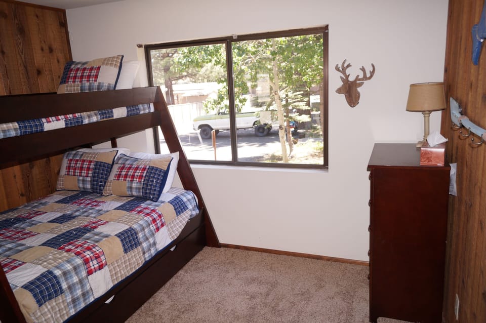 Downstairs Bunk room- Full with twin bunk and twin trundle