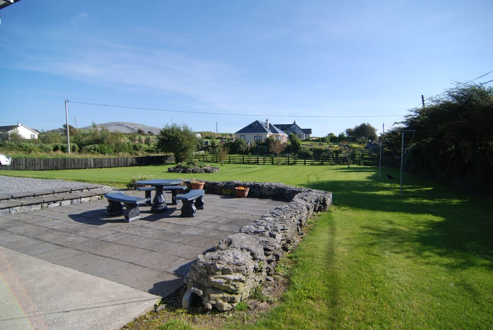 Patio and rear garden , Lisheen House
