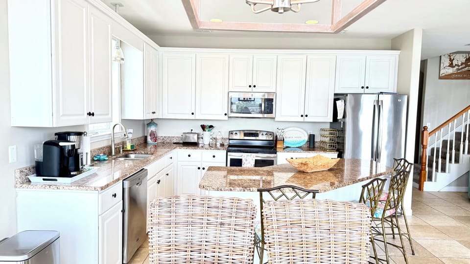 Fully equipped kitchen perfect for cooking and entertaining.