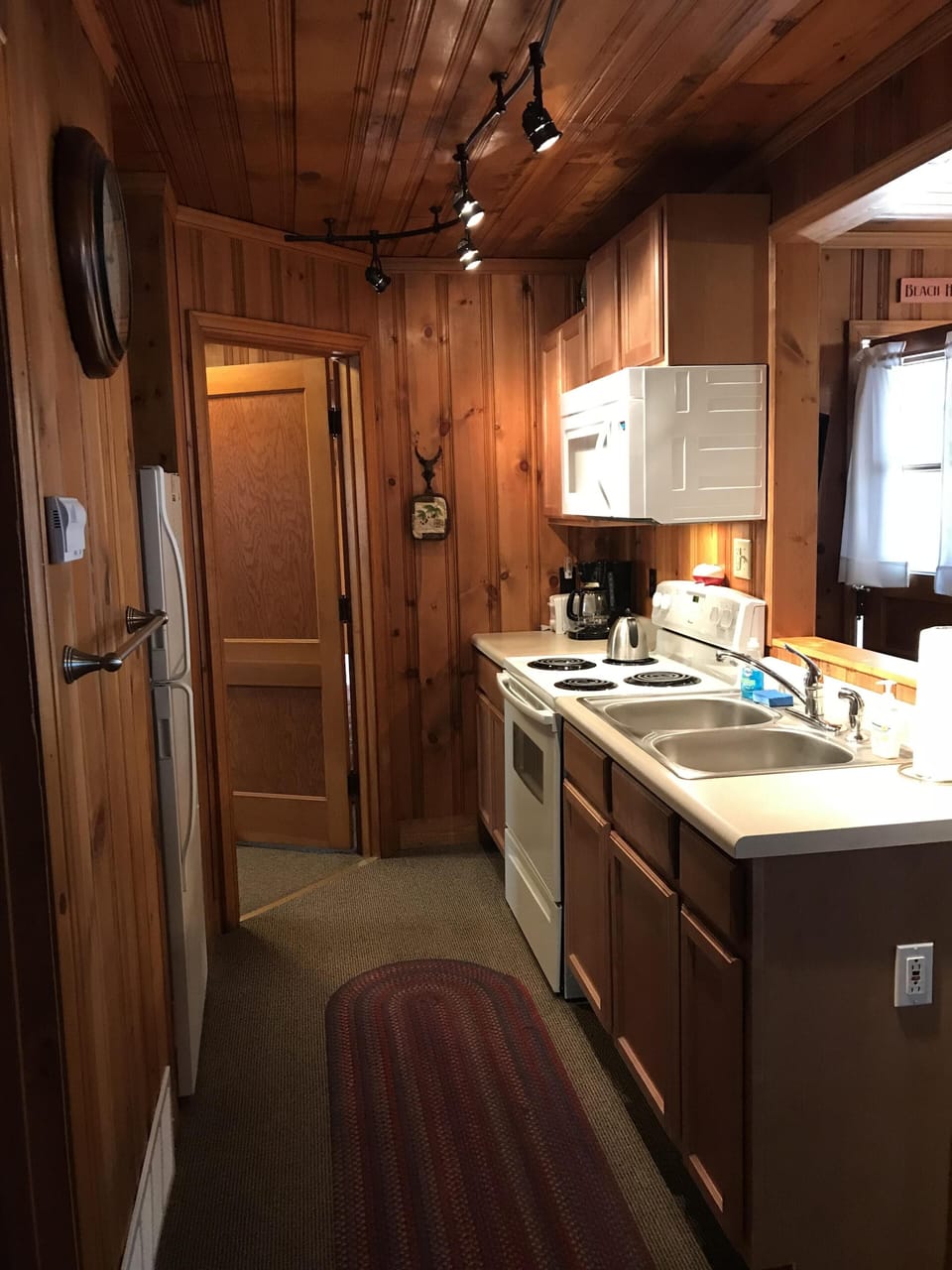Galley kitchen fully equipped