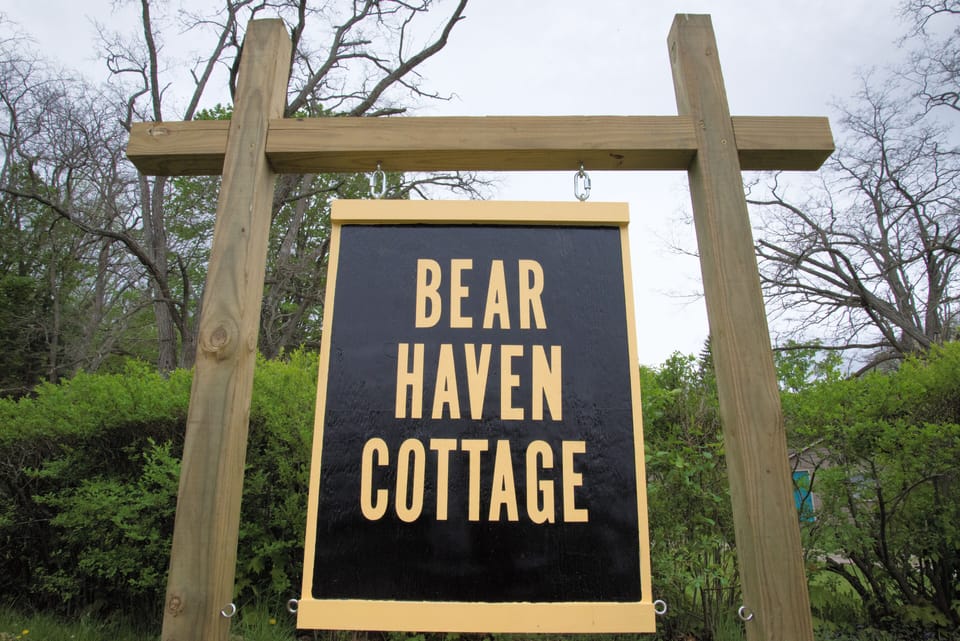 Bear Haven from road