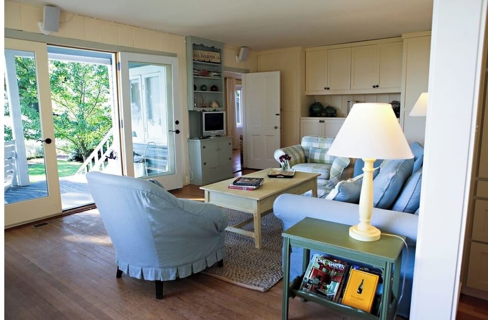 The fresh beach air and beautiful scenery can be enjoyed out the large windows.