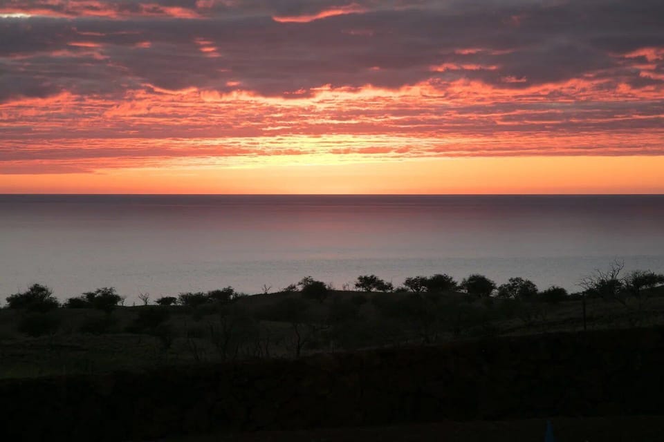 Hawaii has the best sun sets!