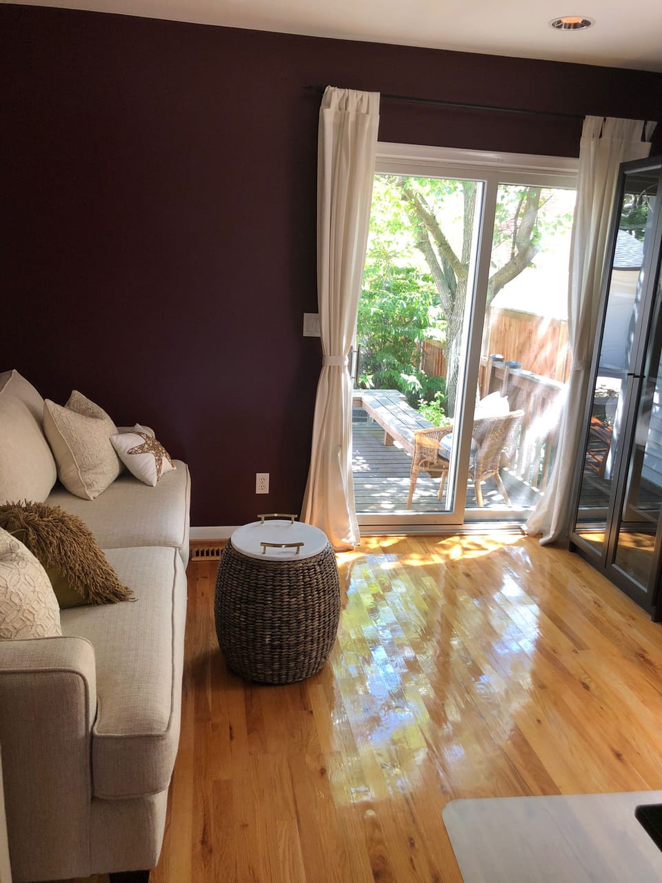 Third bedroom with temper pedi high line queen sleeper and office. 