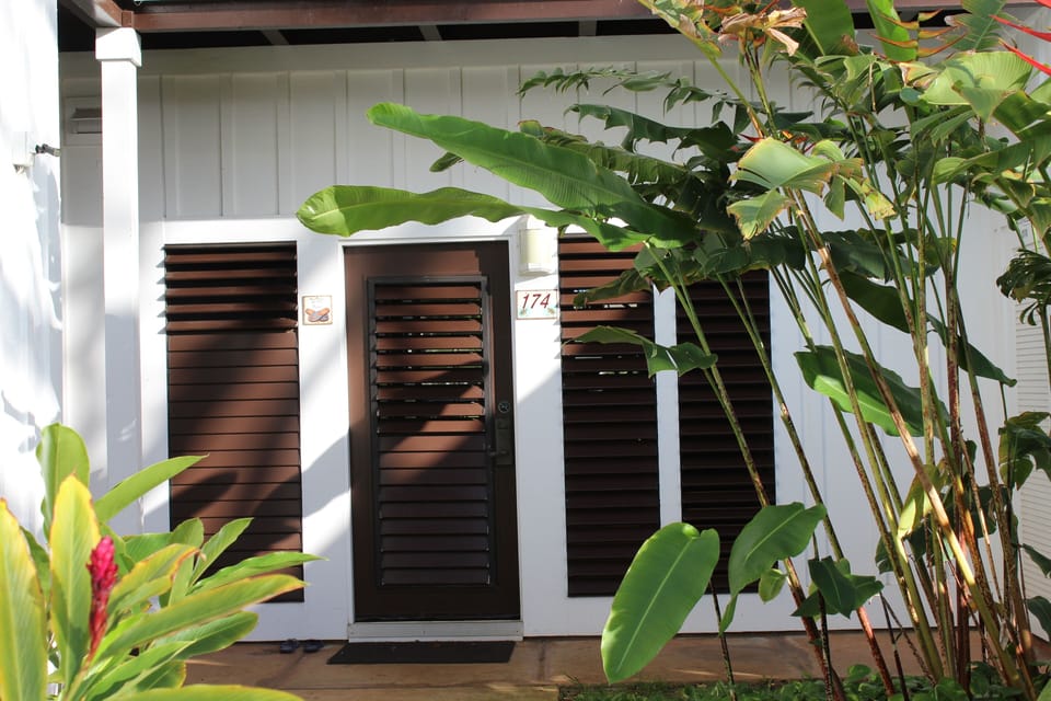 Front entrance door to the condo.