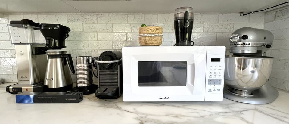 Gourmet coffee maker, Nepresso machine - with complimentary pods provided...