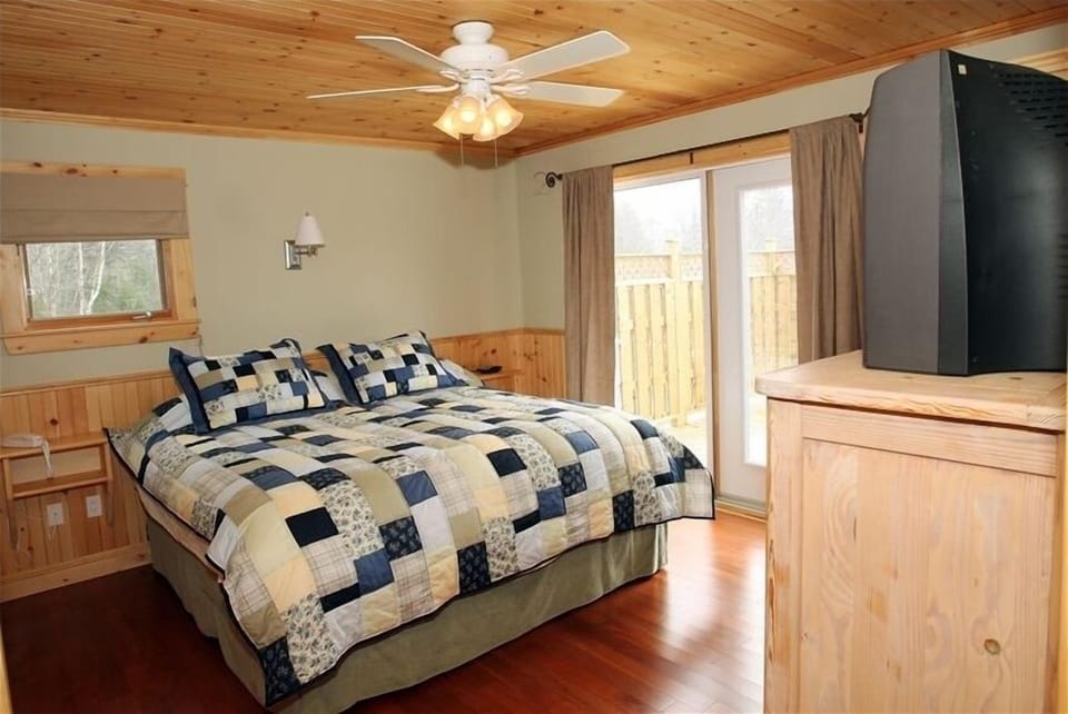 Master Bedroom on main floor with King - sized bed