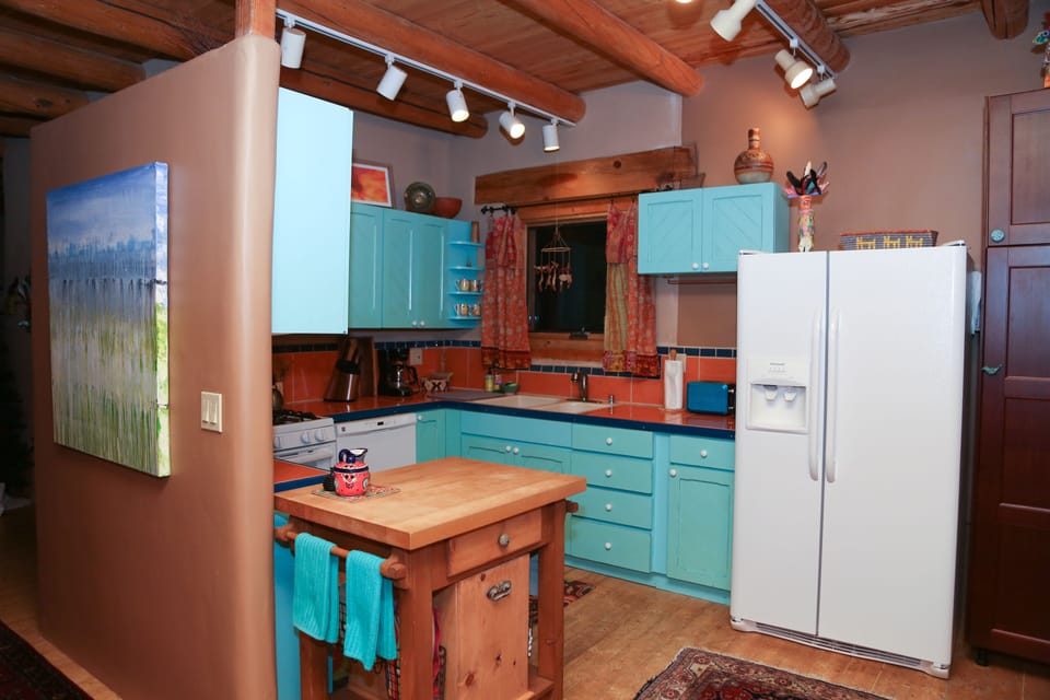 Come into the colorful kitchen:-)
