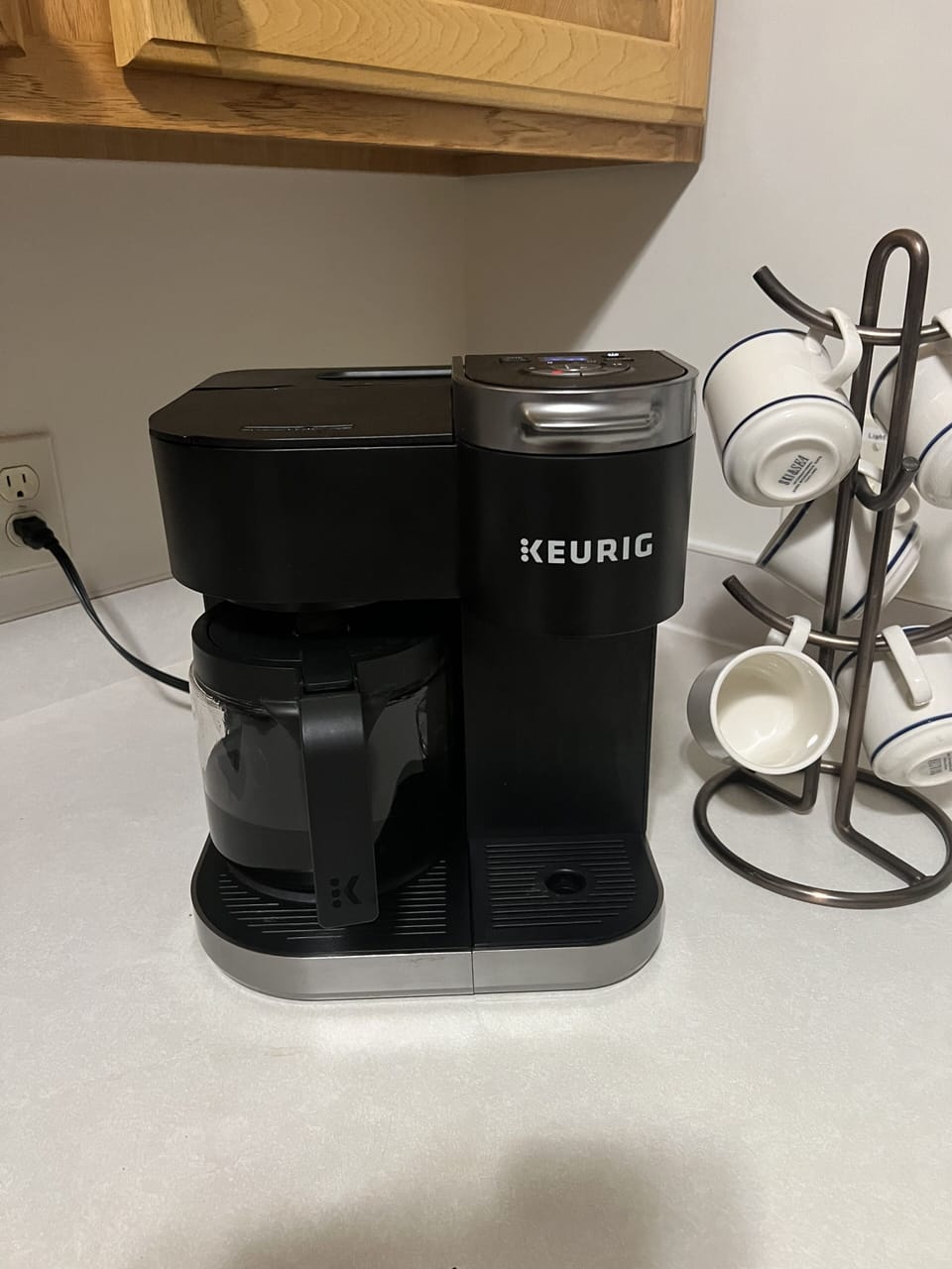 Combination coffee maker/Keurig.
