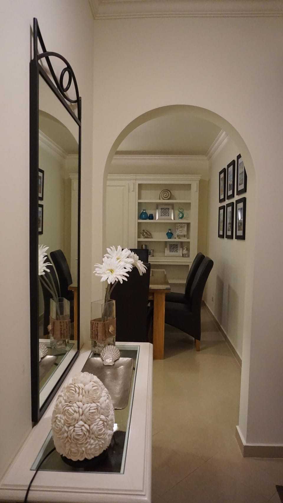 Entrance to Dining / Living Room