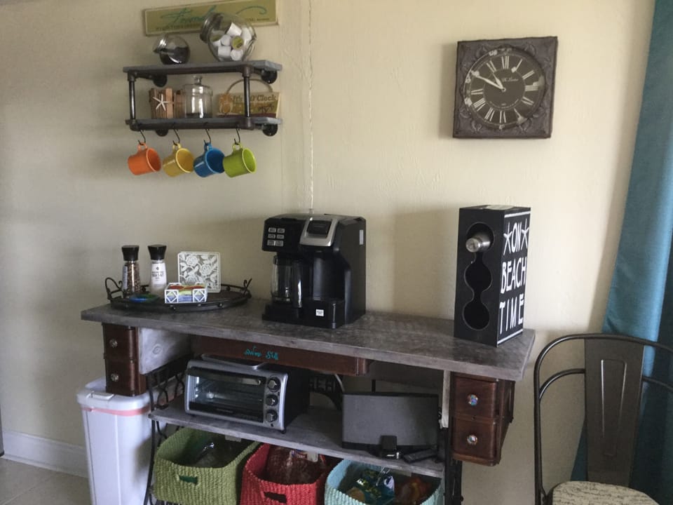 Coffee bar/wine bar with appliances and storage