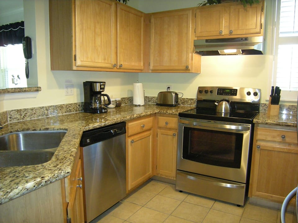 Kitchen with granite counter top