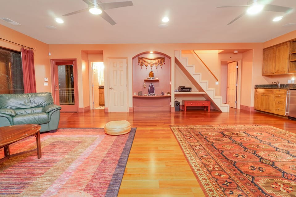 Yoga/recreation room