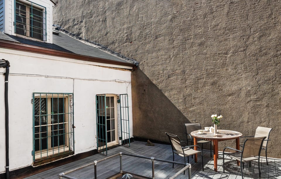 terrace outside kitchen