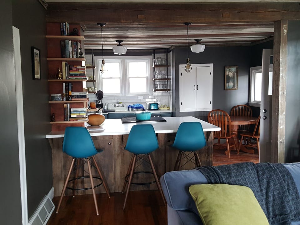 eat in kitchen with bar and gas stove