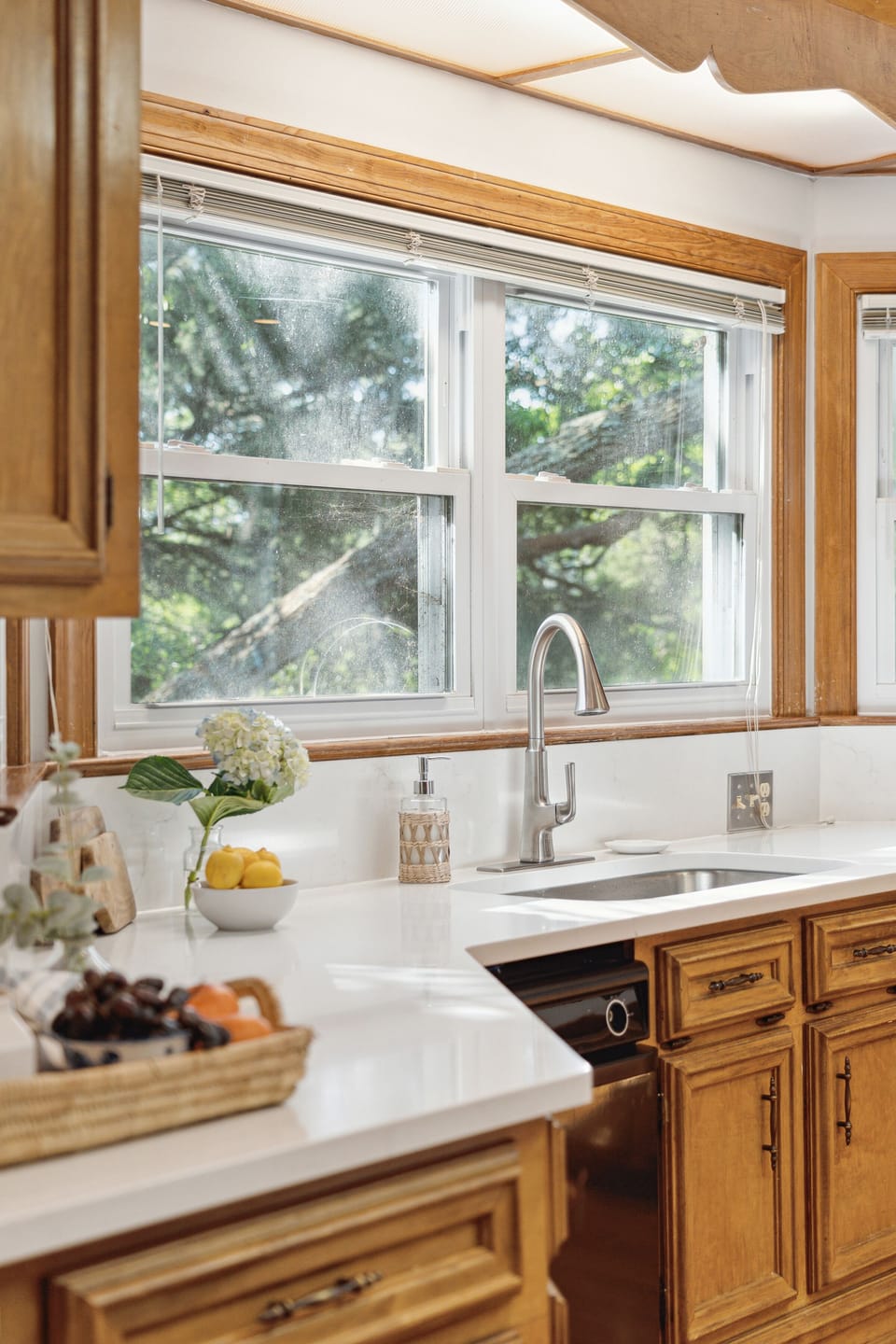 Lovely  & Large Family Kitchen
