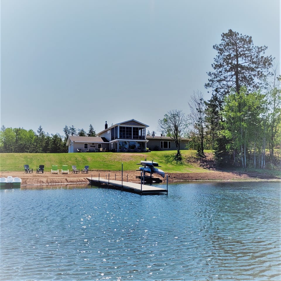 Private Beach, Dock, Boats and Raft