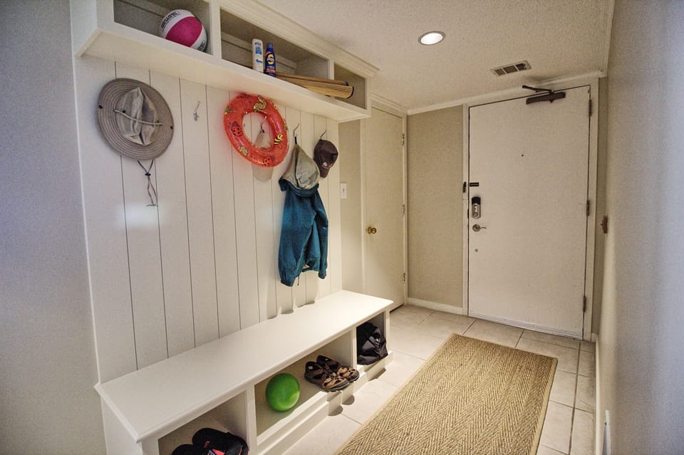 Handy hall tree for storing your beach stuff when you come in.