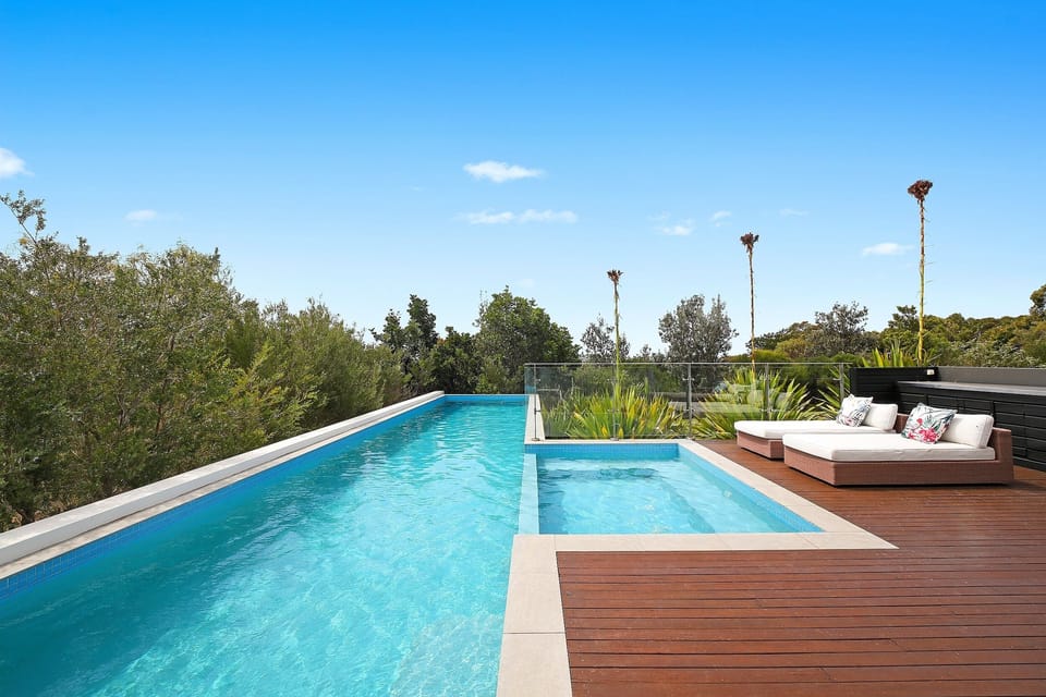15m pool